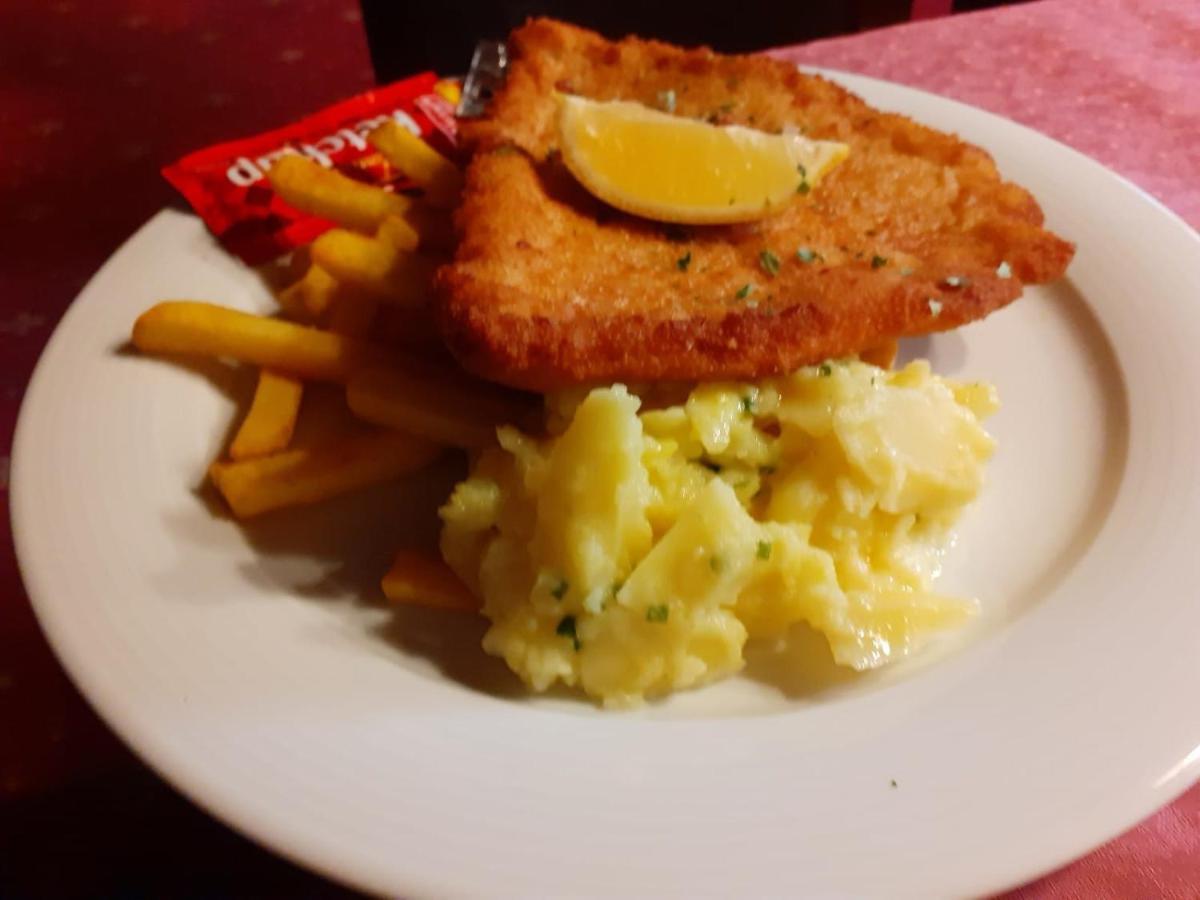 Hotel Lindwurm Bad Goisern Zewnętrze zdjęcie