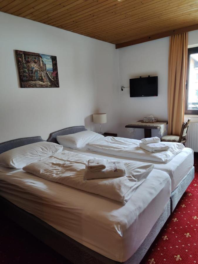 Hotel Lindwurm Bad Goisern Zewnętrze zdjęcie