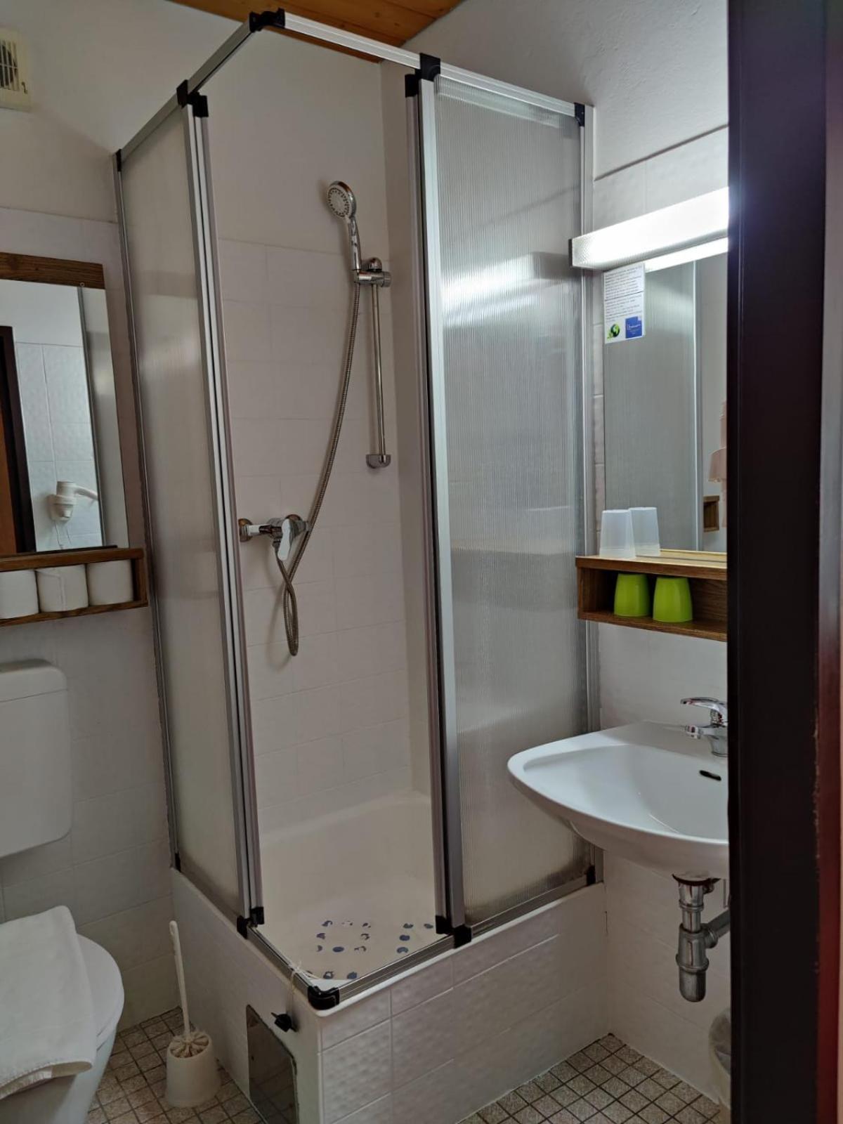 Hotel Lindwurm Bad Goisern Zewnętrze zdjęcie