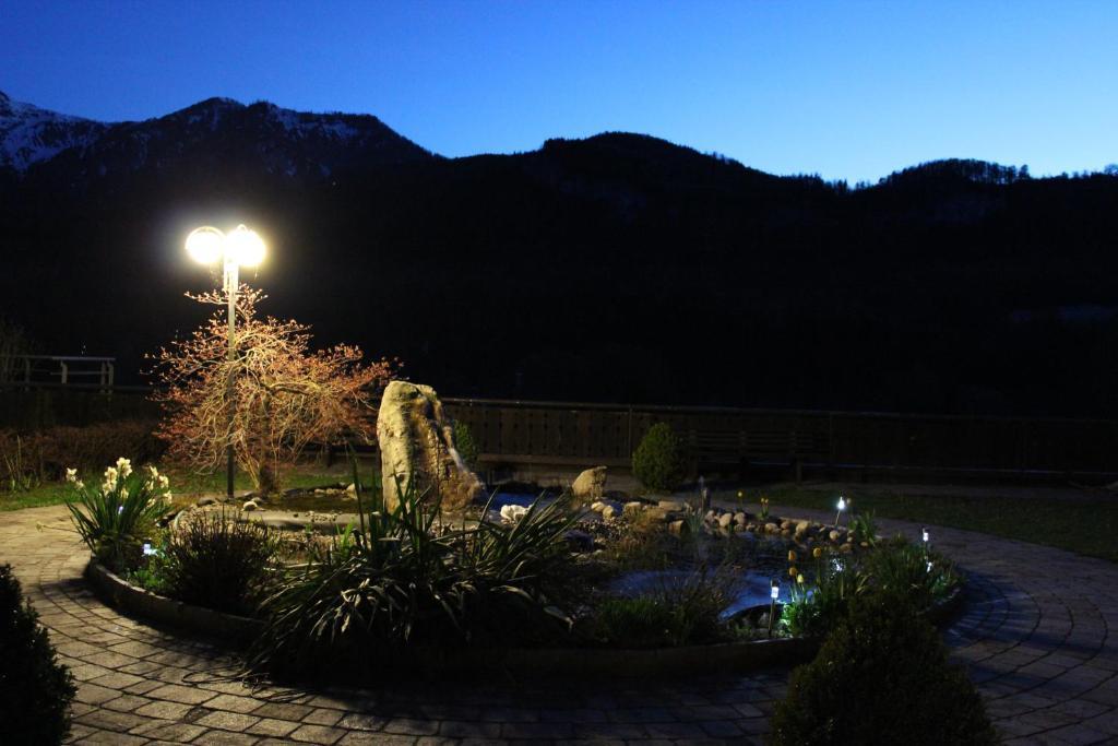 Hotel Lindwurm Bad Goisern Zewnętrze zdjęcie