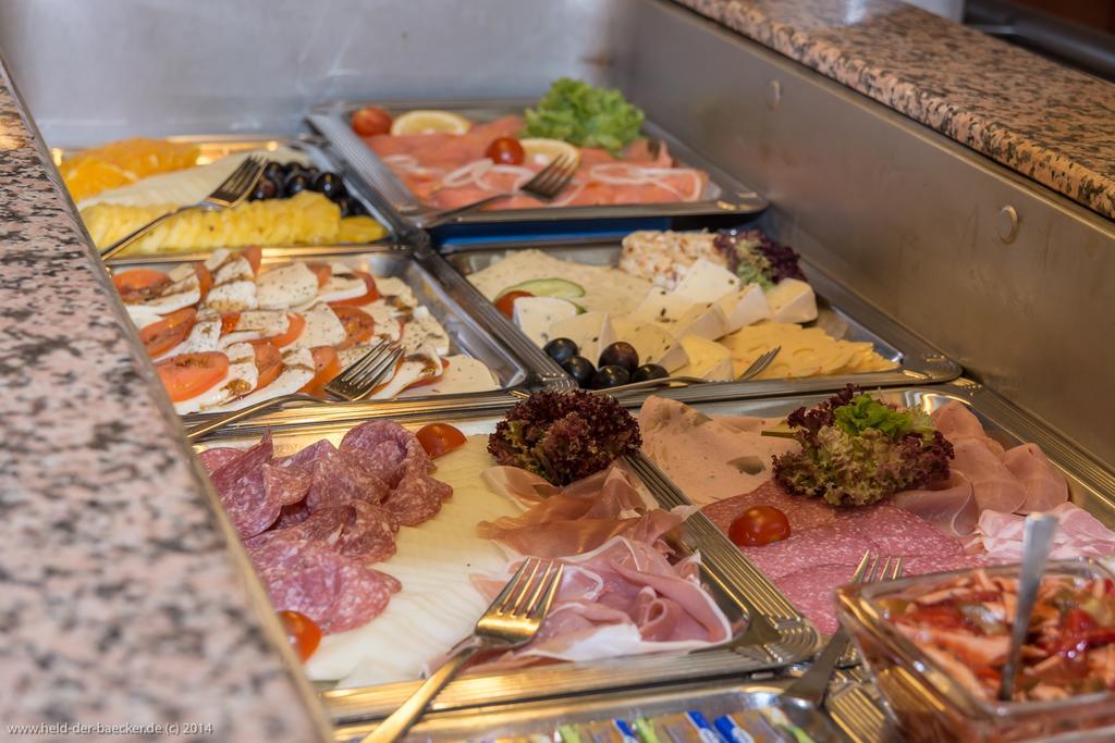Hotel Lindwurm Bad Goisern Zewnętrze zdjęcie