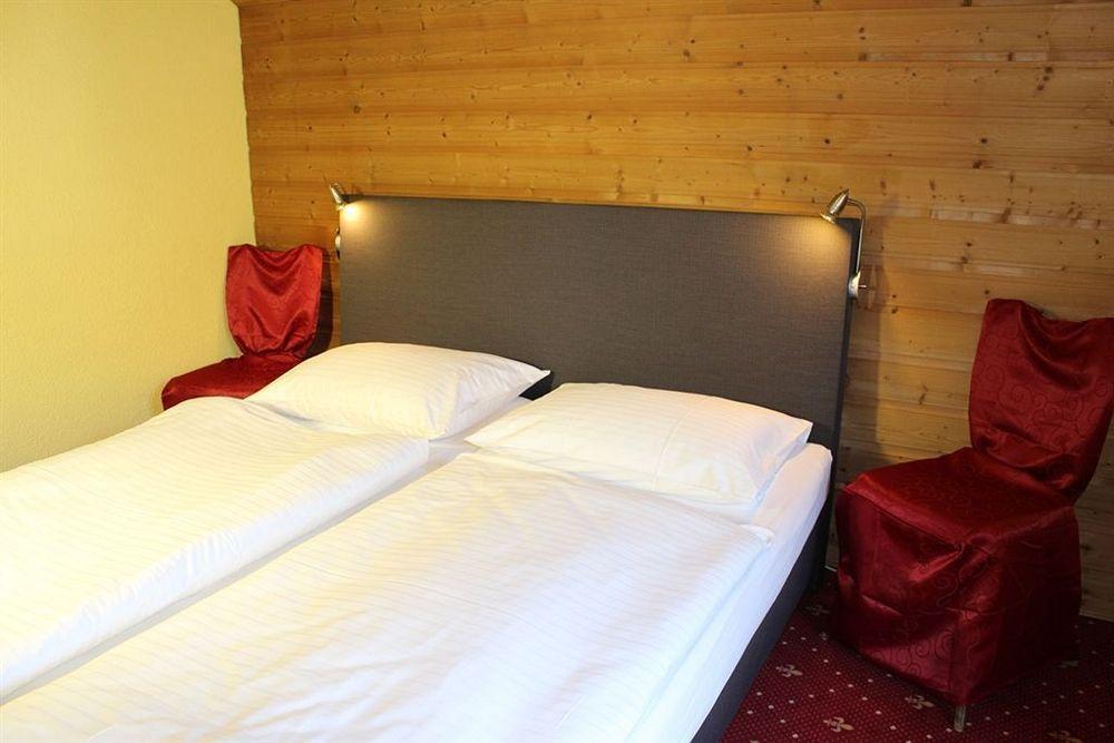 Hotel Lindwurm Bad Goisern Zewnętrze zdjęcie